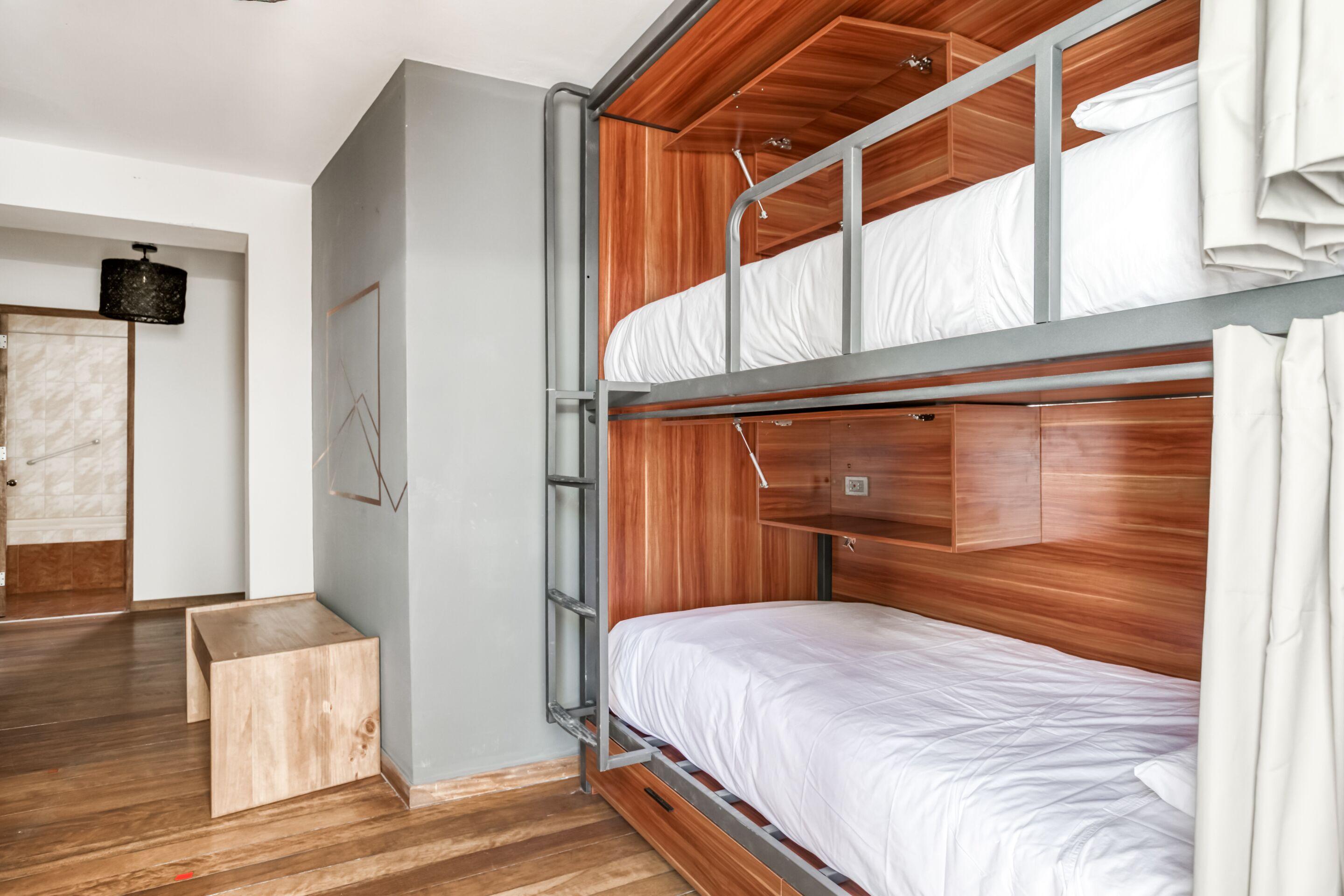Selina Hotel 3*